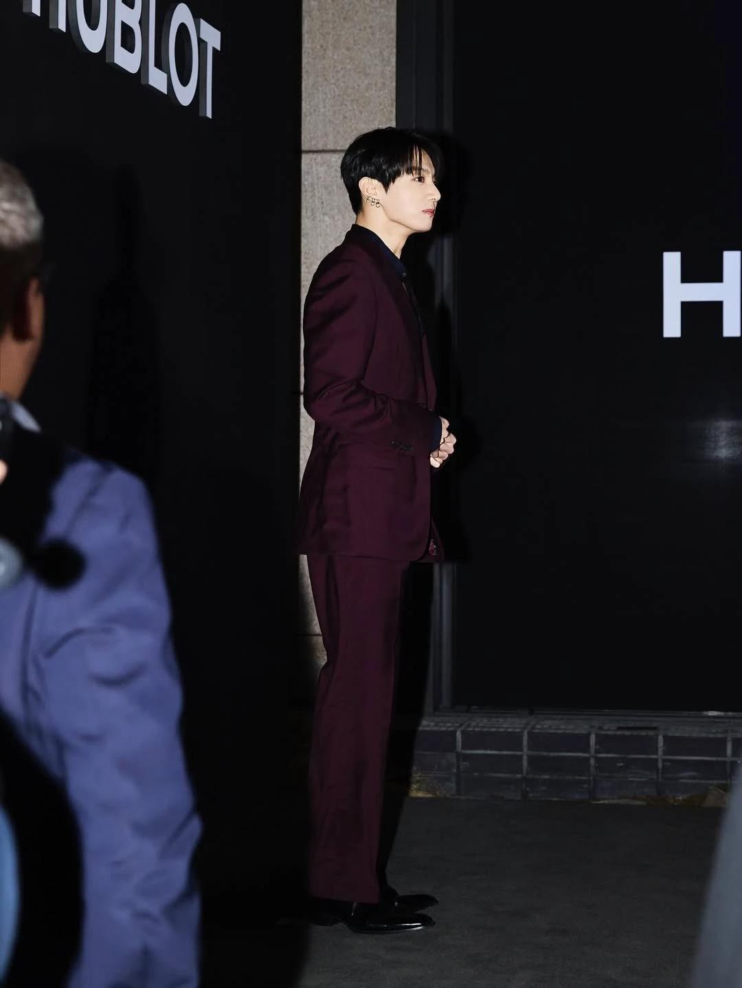 Jungkook thumbnail