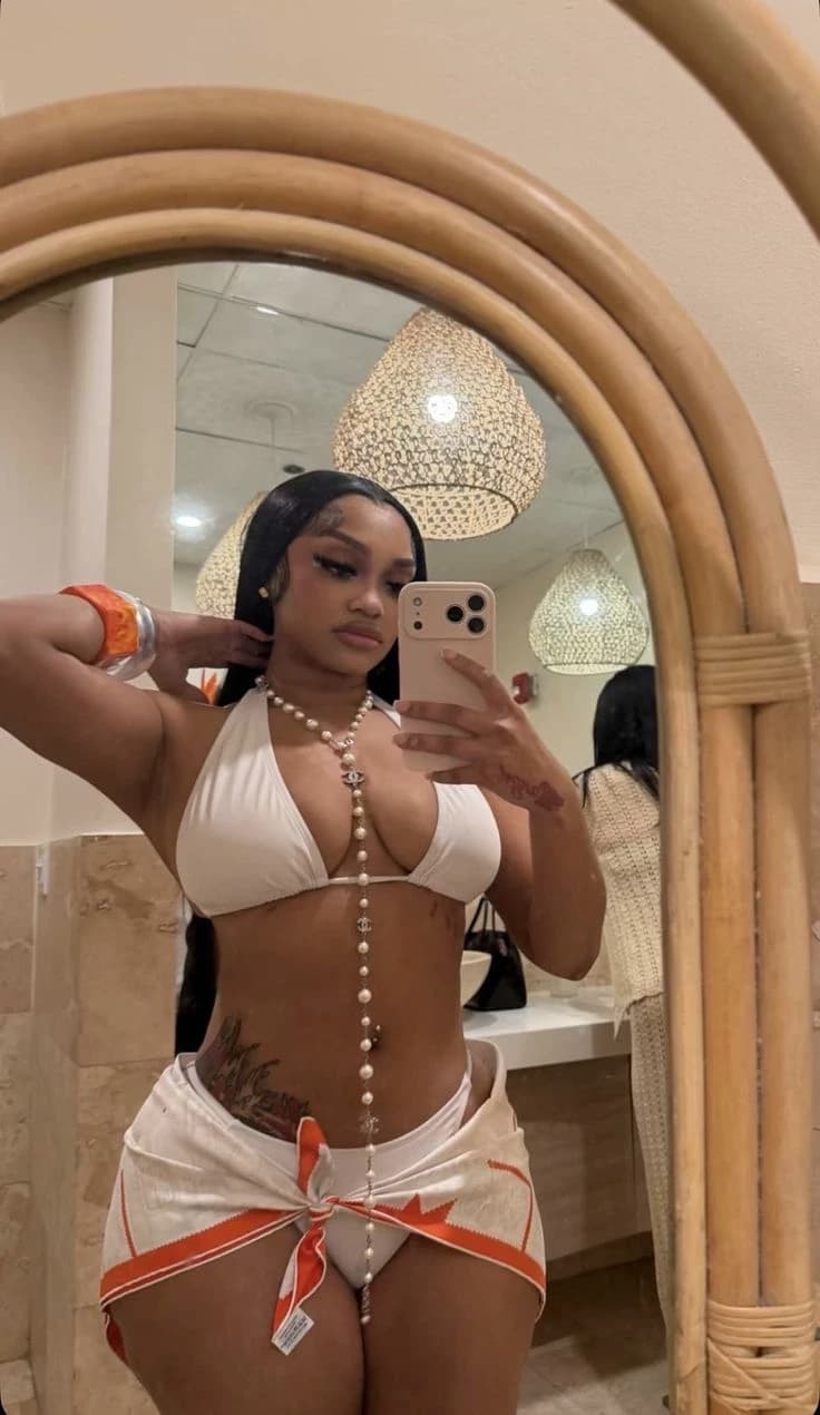 Sarah  thumbnail