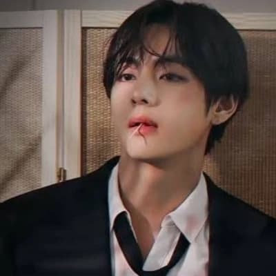Kim Taehyung thumbnail