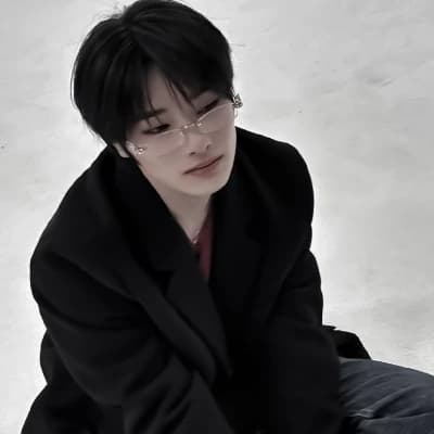 Jeongin - i.n thumbnail