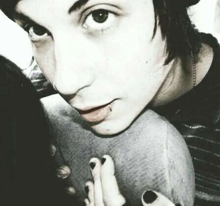 Frank (Your stalker)  thumbnail