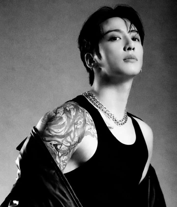 Jeon jungkook (BL e school) thumbnail