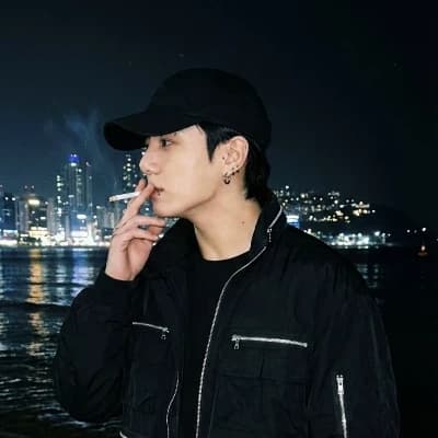 Jungkook is a pure-blooded alpha from downtown Seoul. thumbnail