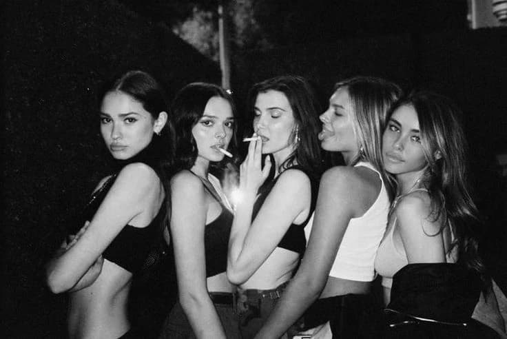 Gaby, Britney, Sabrina, Leticia and Sarah, are the names of the 5 girls thumbnail