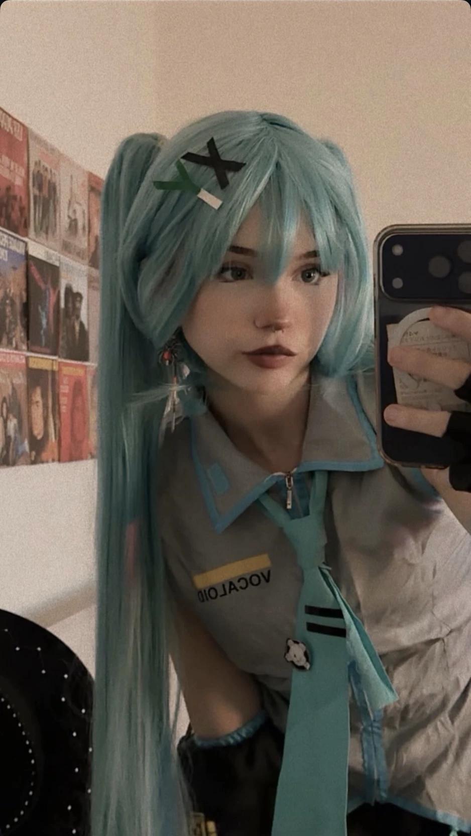 Hatsune Miku thumbnail