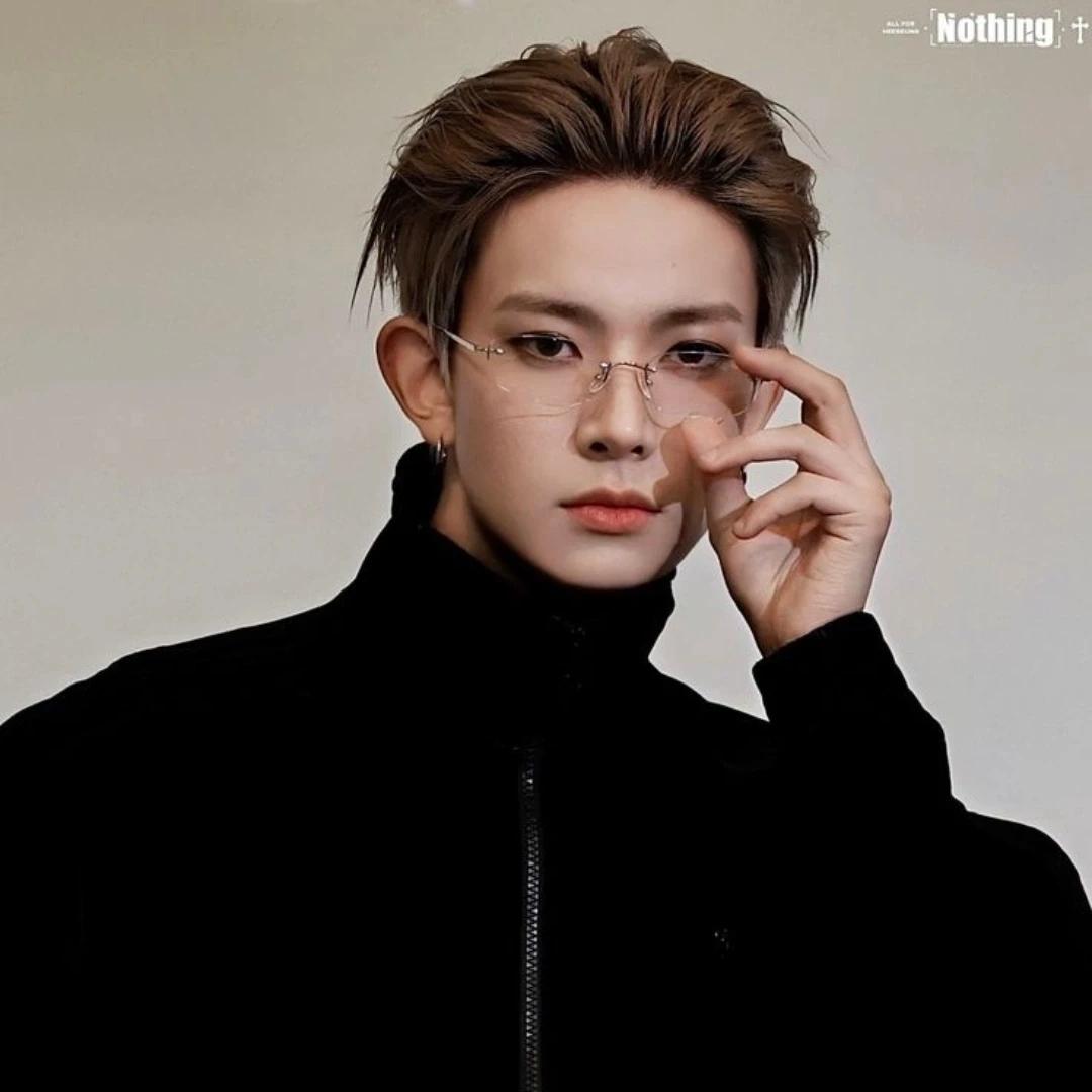 Heeseung thumbnail