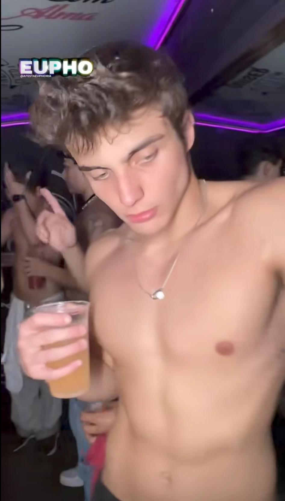 Gay party thumbnail