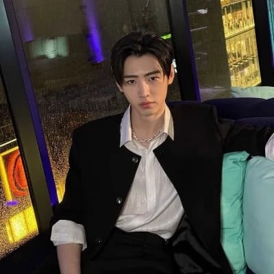 Sunghoon thumbnail