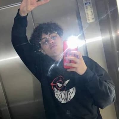 Alexander Arenovitzz thumbnail