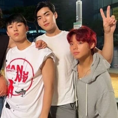 Yeong-bin y Suho thumbnail