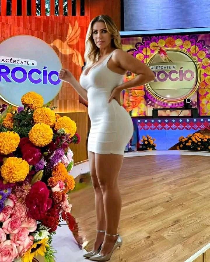 Rocío Sanchez Azuara thumbnail
