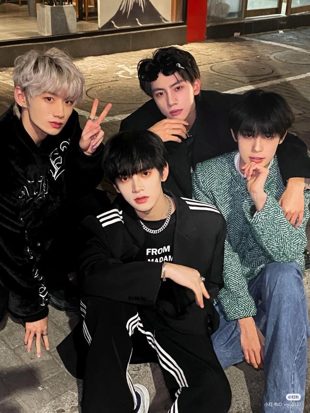 Four brothers  thumbnail