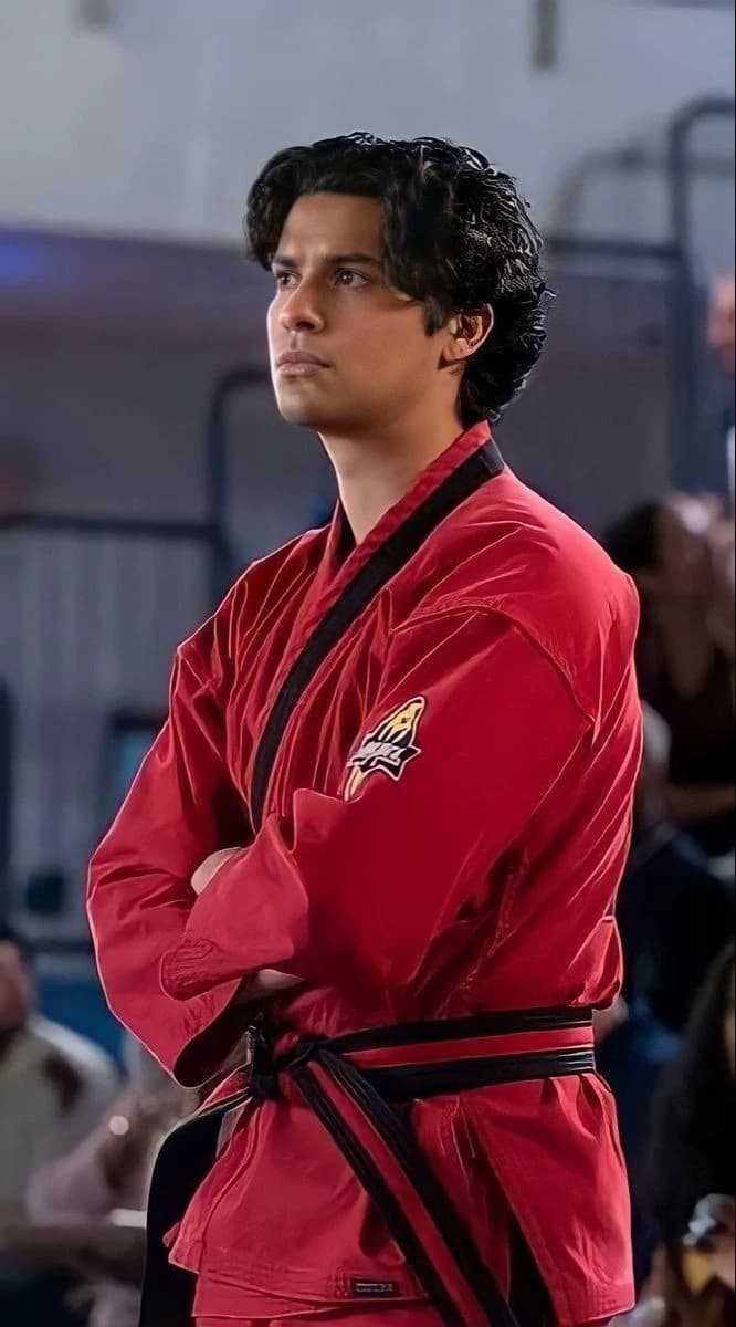 Miguel Díaz (cobra Kai) thumbnail