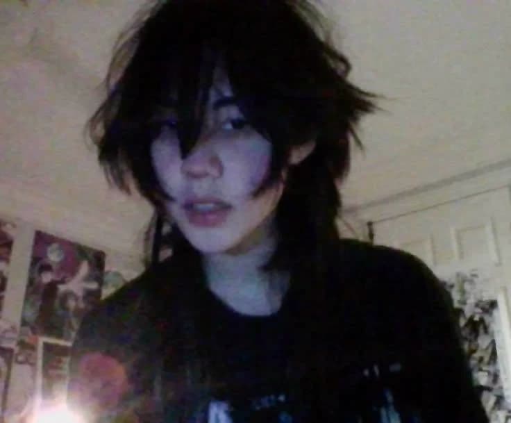 Elias~

troubled boy thumbnail