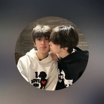 Alex thumbnail
