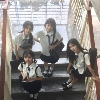Siblings thumbnail
