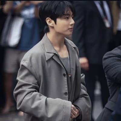 Jeon Jungkook (THE MAFIA KING 👑) thumbnail