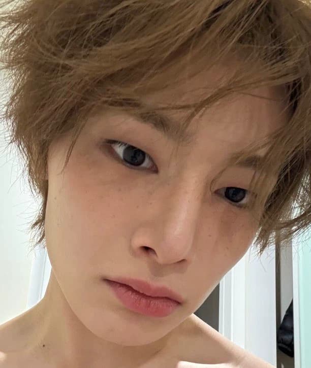 Jeongin thumbnail