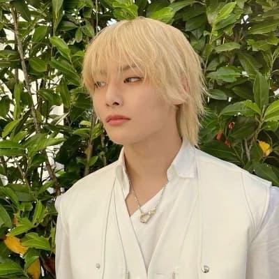 Jeongin thumbnail