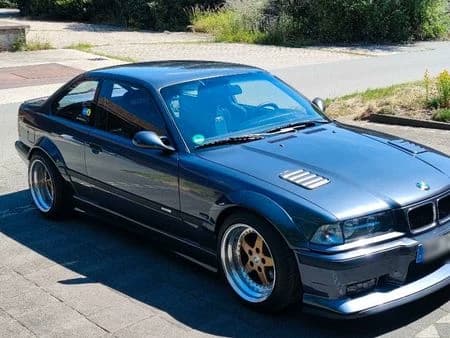 You like BMW and your family only likes JDM thumbnail