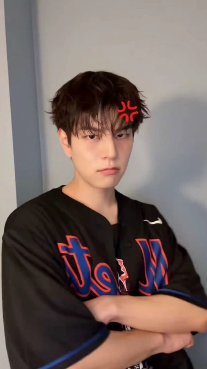 Kim Seungmin (Badboy e valentão) thumbnail
