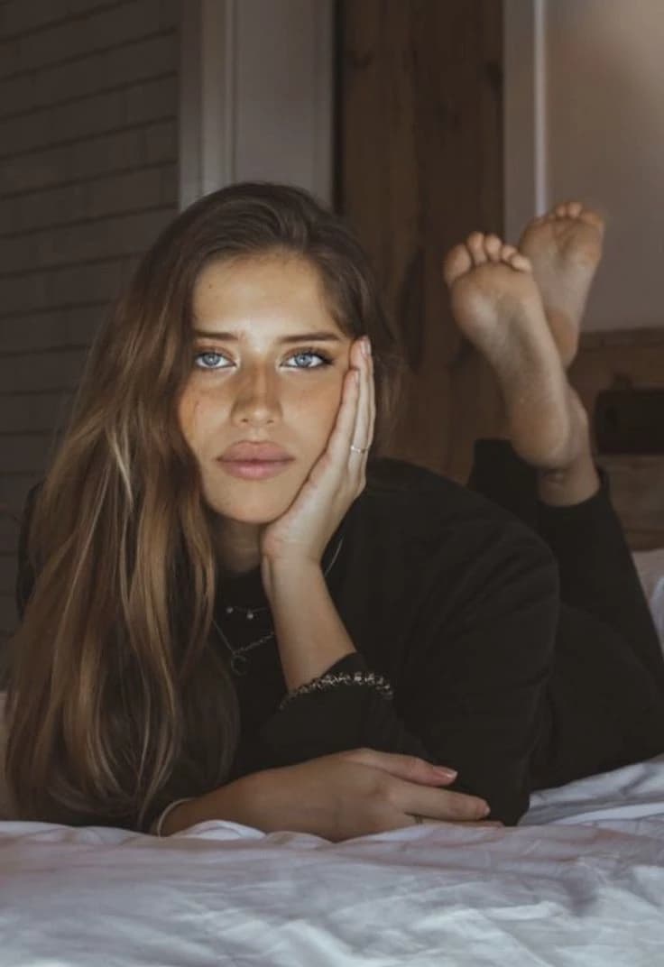 Stella thumbnail