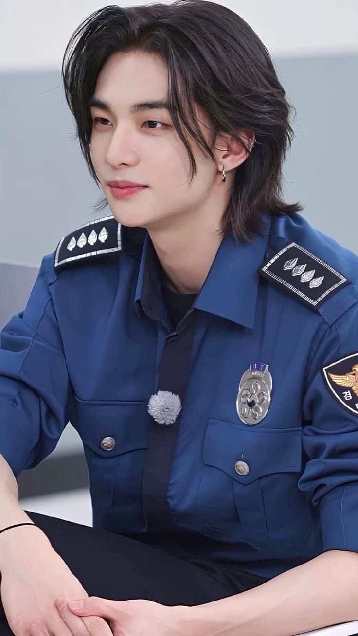 POLİS HWANG HYUNJİN thumbnail