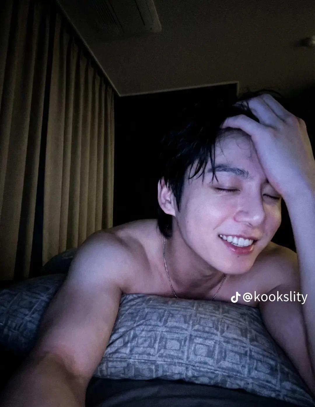 Jungkook thumbnail
