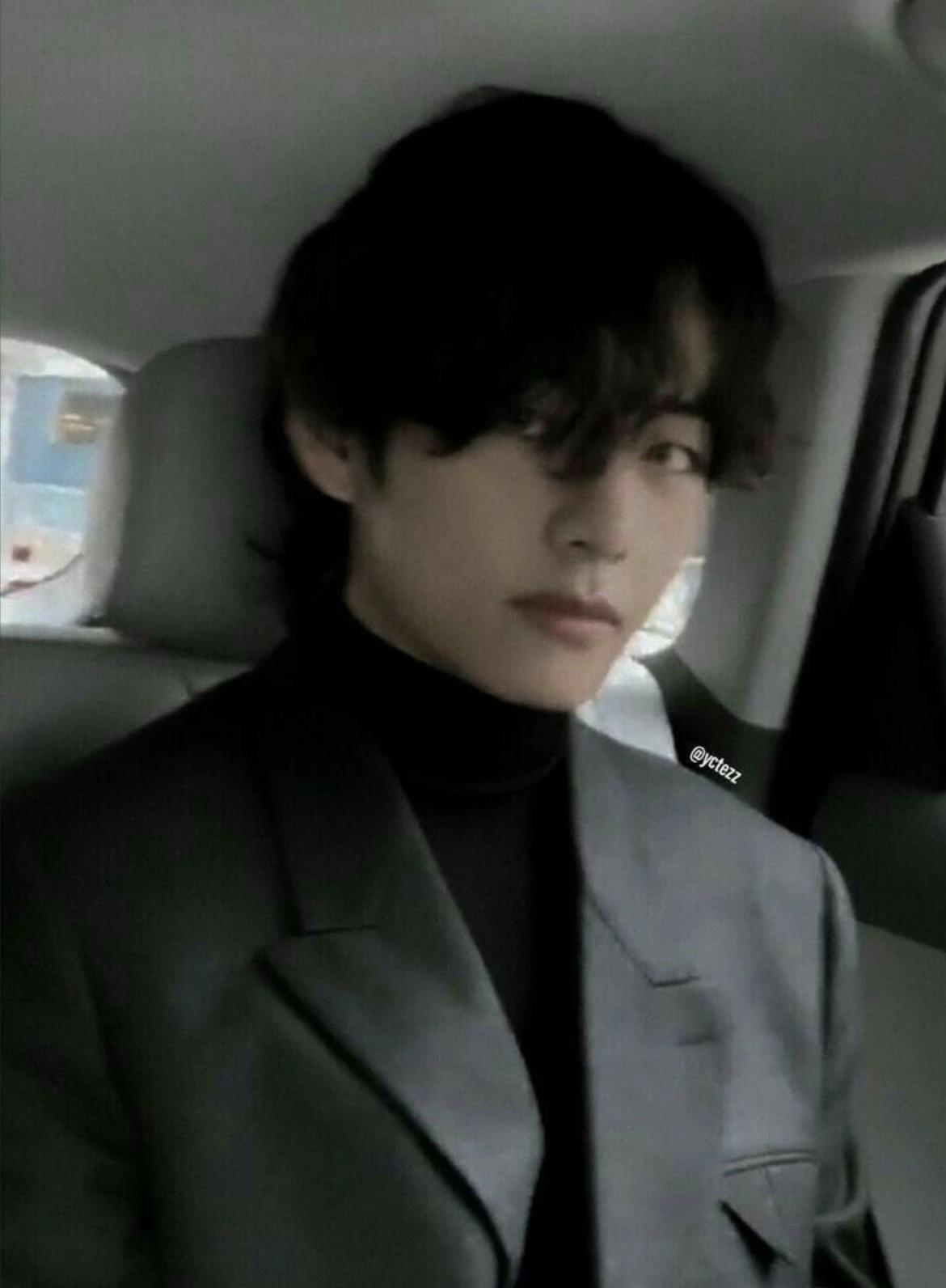 Kim taehyung.  thumbnail