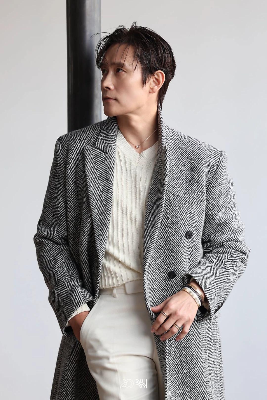 Lee Byung-hun  thumbnail