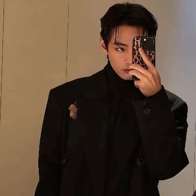 Kim Taehyung thumbnail