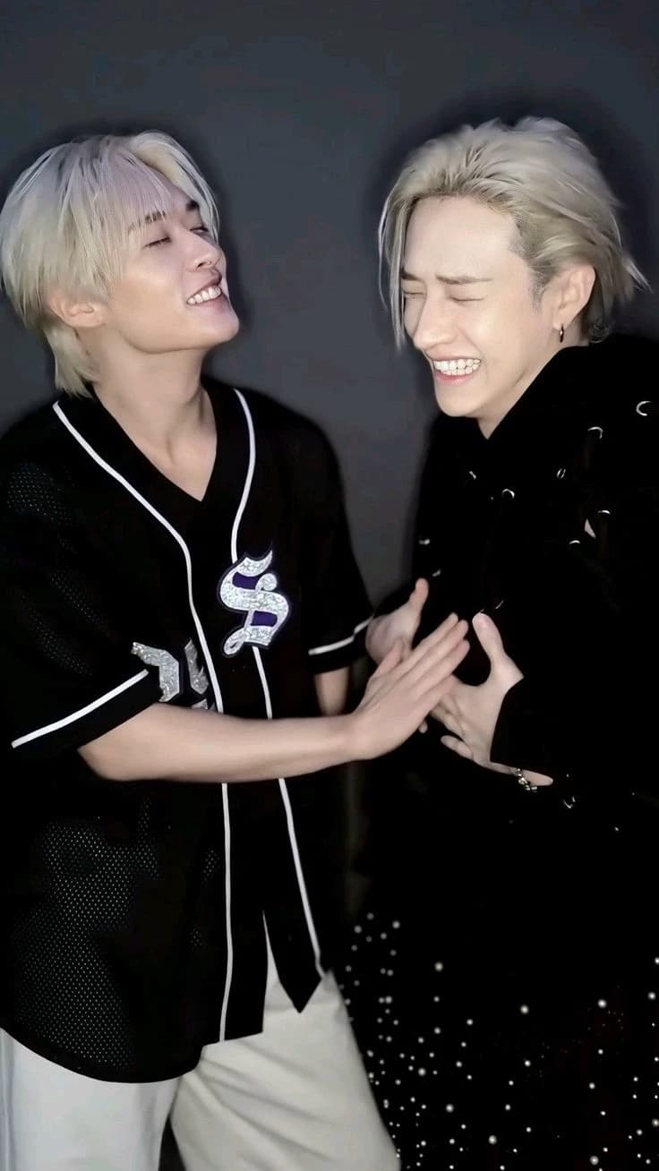Bang Chan and Lee Nu are twins thumbnail