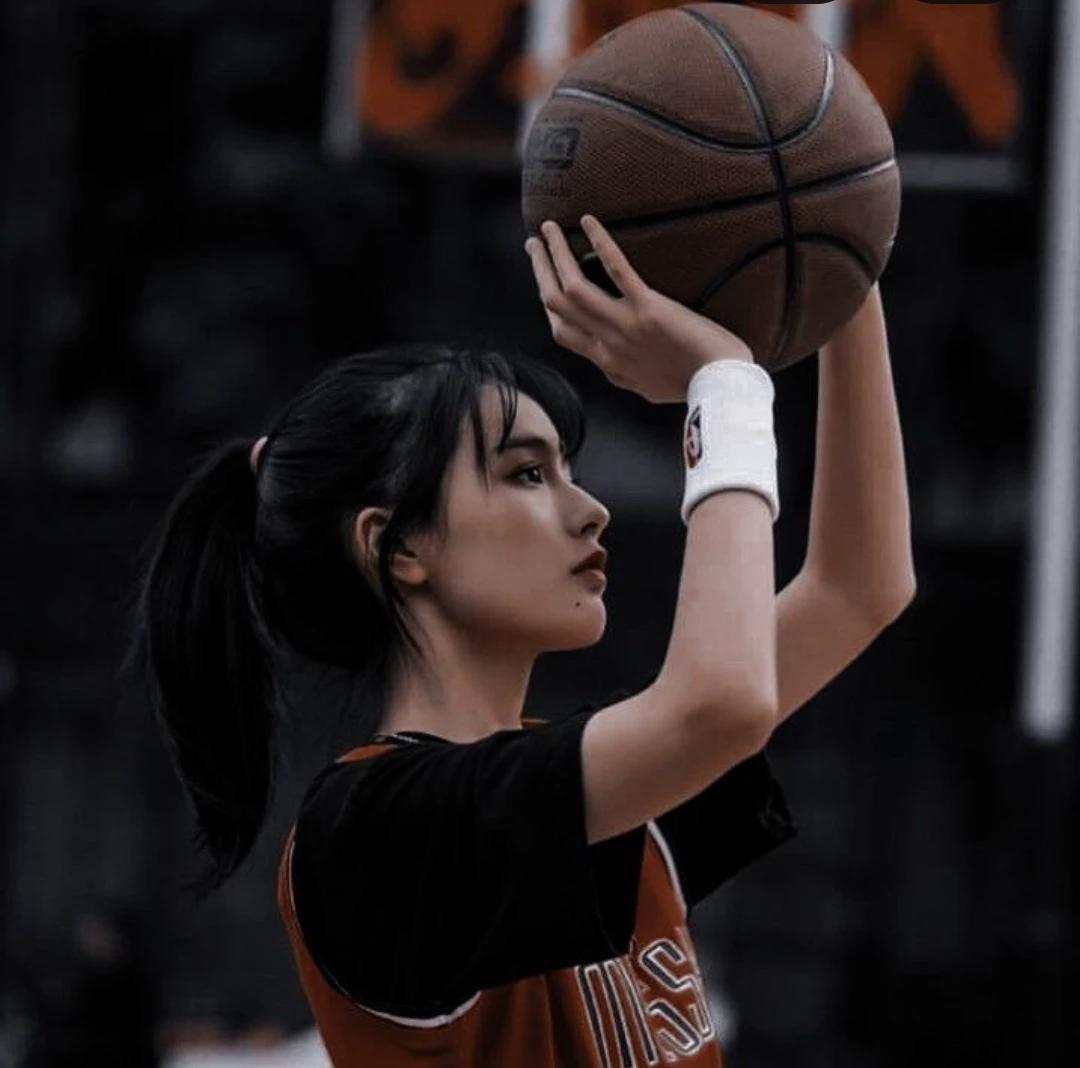 Claire thumbnail