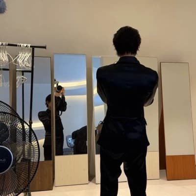 Alexander Lee thumbnail