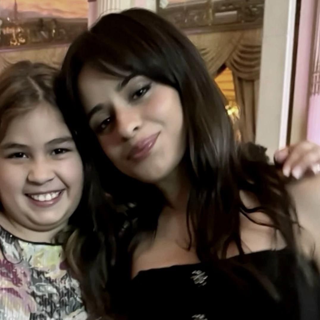 Teacher Camila thumbnail
