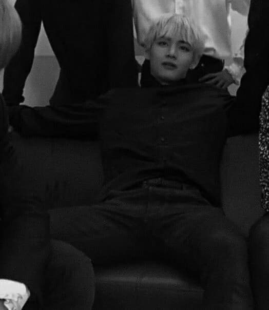 Kim Taehyung. thumbnail