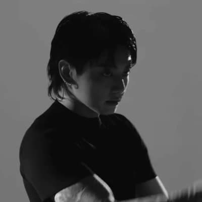 Jeon Jungkook thumbnail