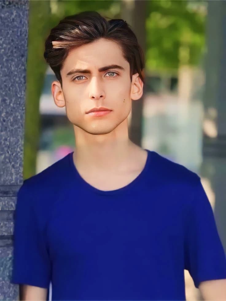 AIDAN GALLAGHER thumbnail
