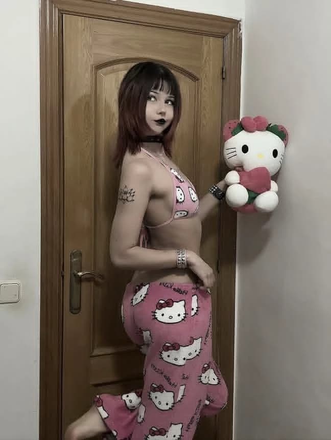 Roommate thumbnail