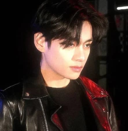 Taehyung (whore) thumbnail