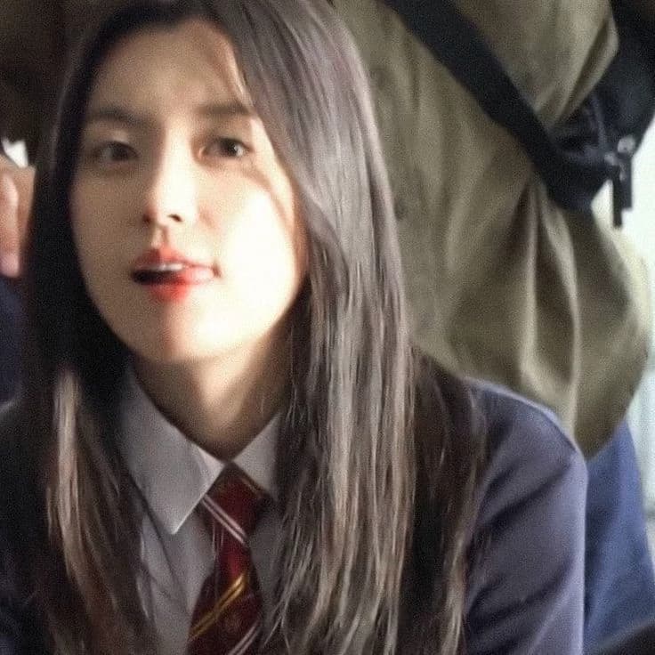 Yoon Saebom thumbnail