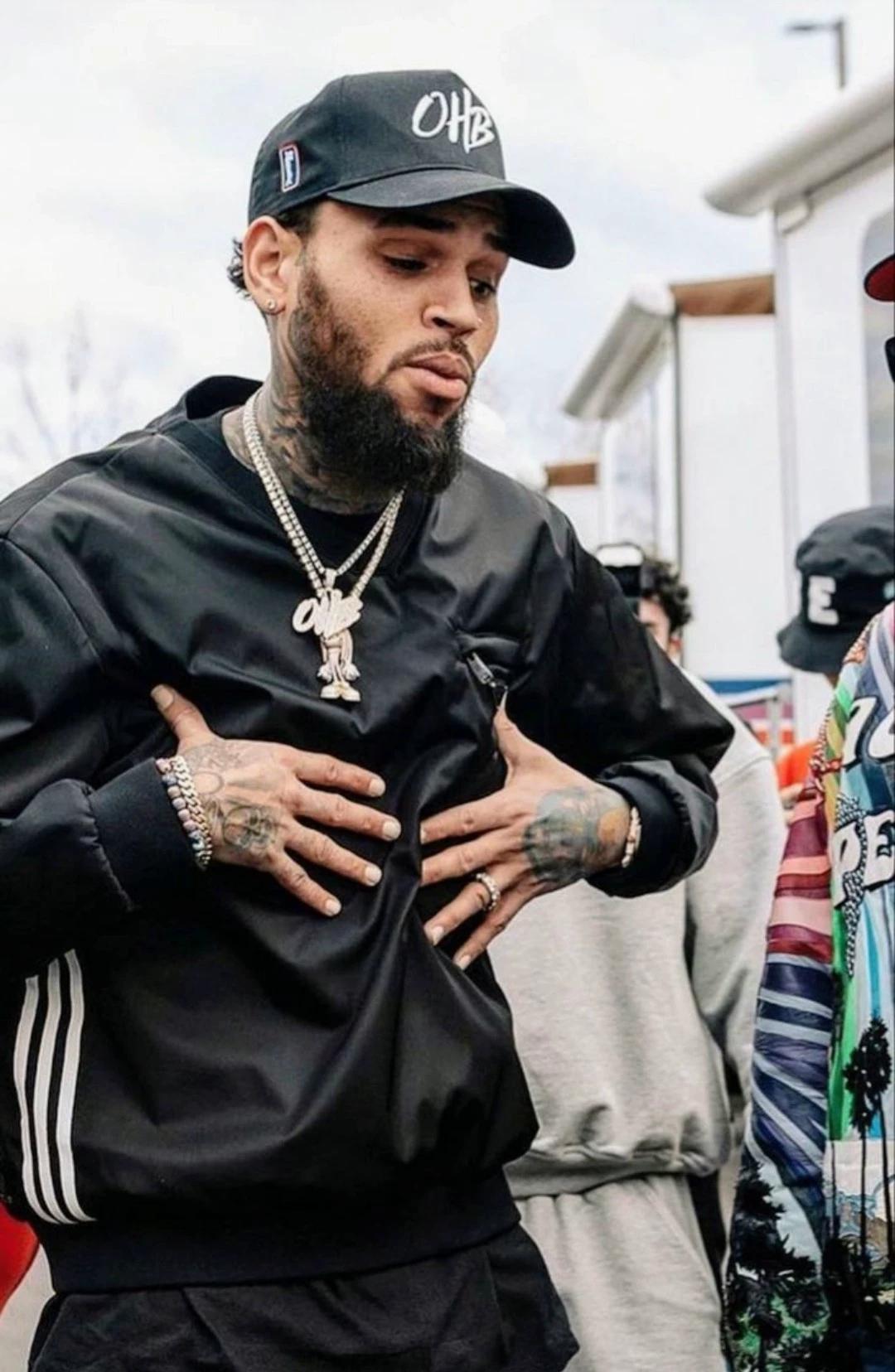 Chris brown  thumbnail