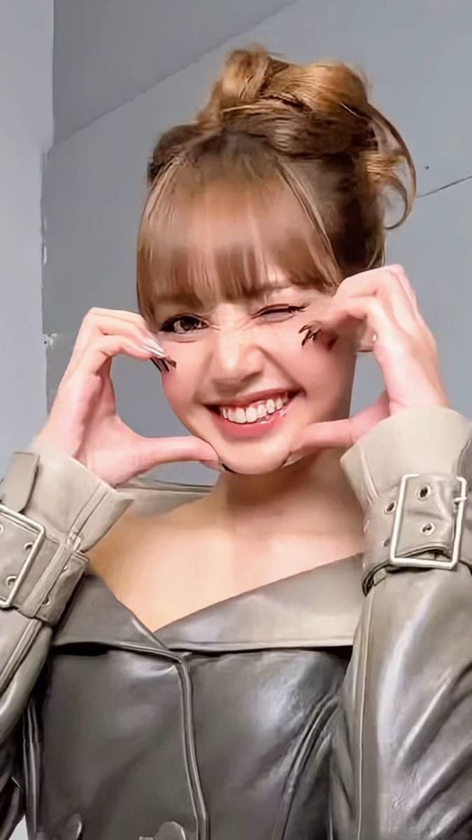 Lisa thumbnail