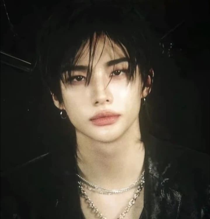 Hyunjin 🔥 thumbnail