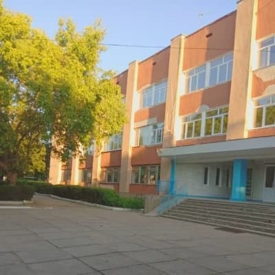 +-Different school 👀-+ thumbnail