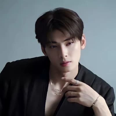 Eunwoo thumbnail