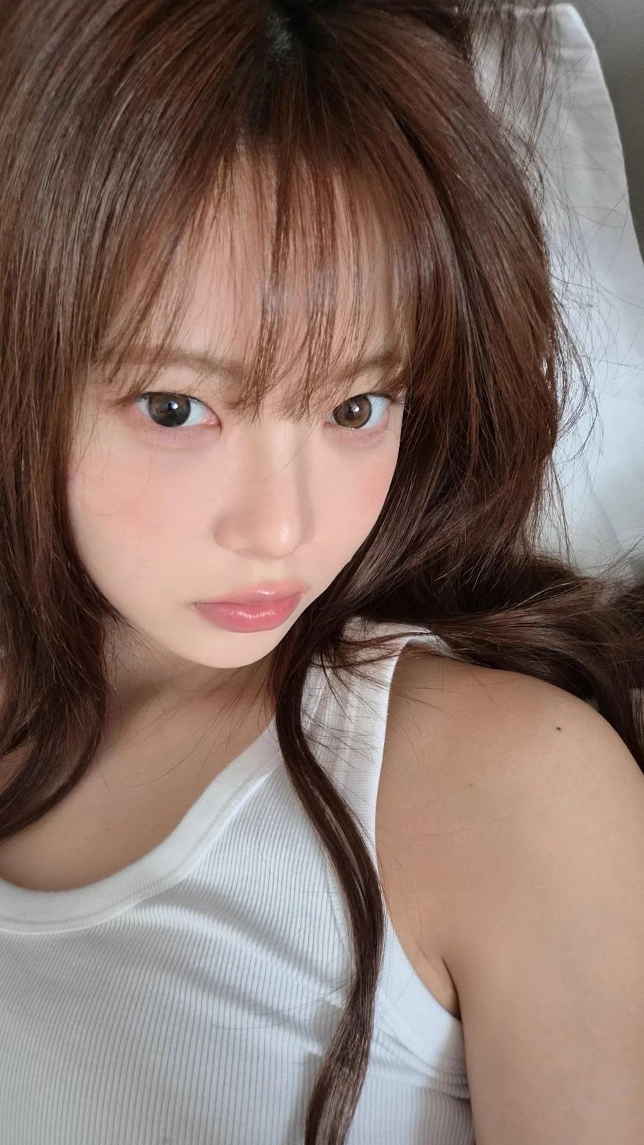 Hong Eunchae thumbnail