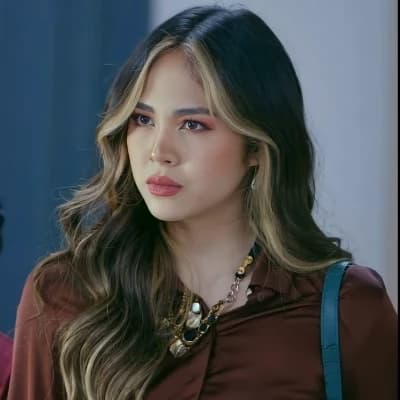 Regina Vanguardia (Valentina) thumbnail