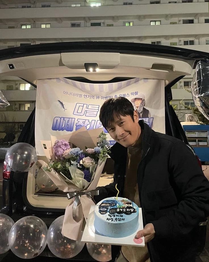 Lee Byung-hun  thumbnail