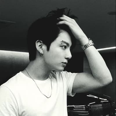Jeon Jungkook thumbnail